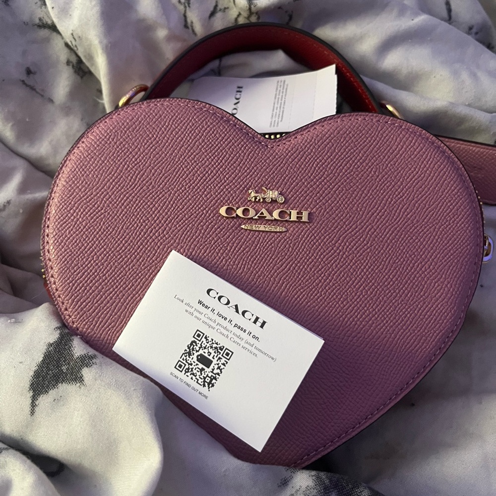 Coach Pink Heart-Shaped Bag - Picture 4 of 5